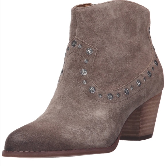 Corso Como ankle bootie taupe suede size 6 1/2M - Picture 13 of 13